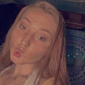 Meet your Posher, Abigail